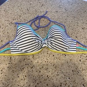 Victoria’s Secret swim top! Size 34C